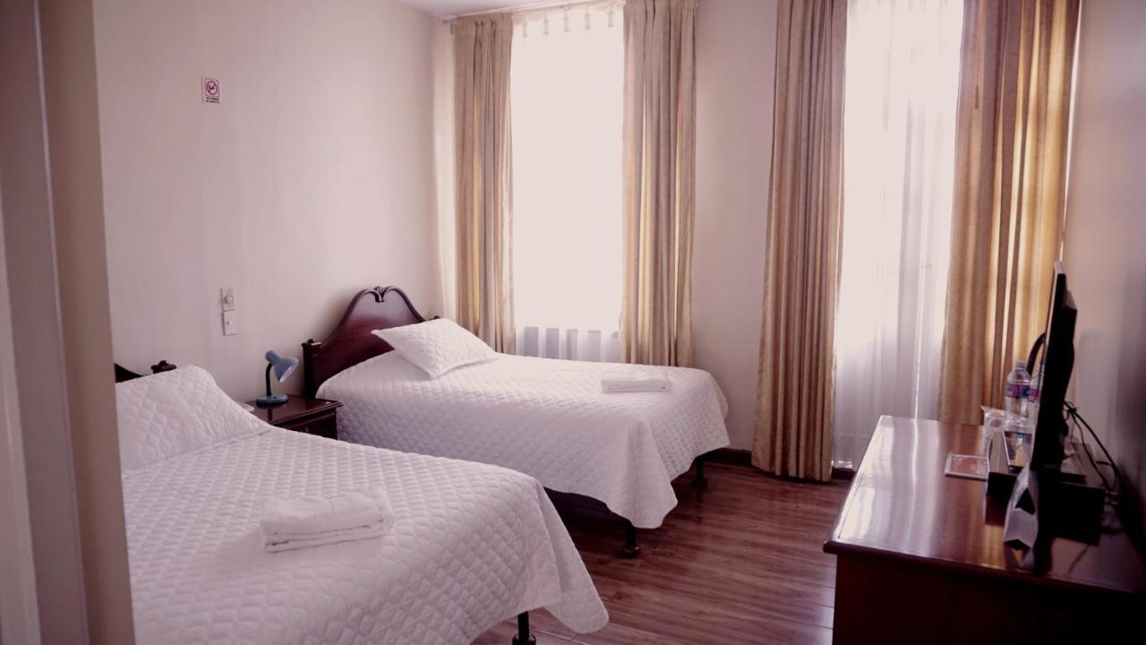 Hotel Del Calderon Cuenca Exteriör bild